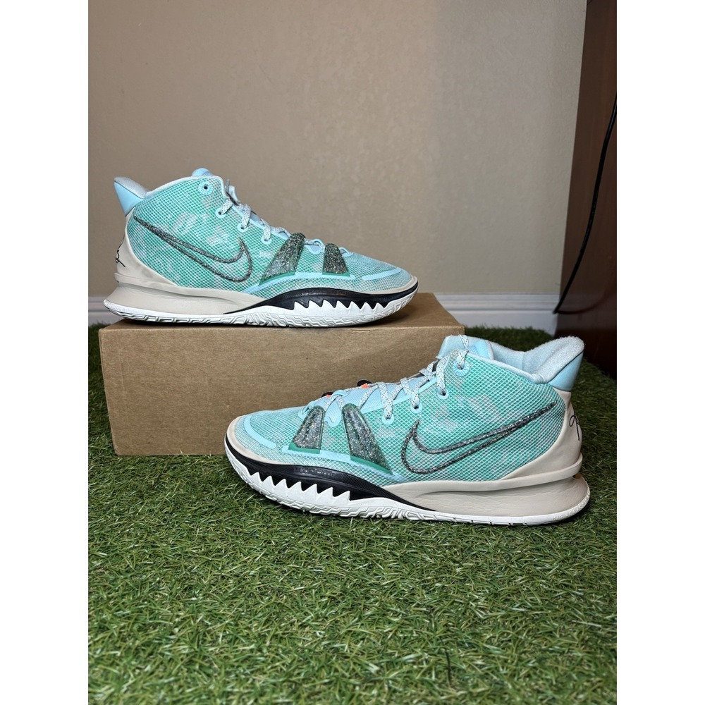 Nike Kyrie 7 Copa "CQ9326-402" Size 11 Mens (Pre-Owned)